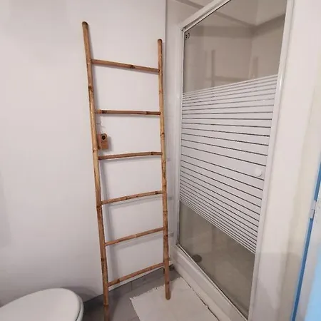 Dans Le Centre De Raphael Apartment *